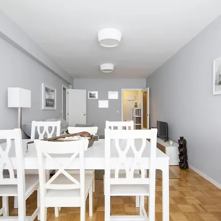 Apartamento En El Corazon De Vigo: 3 Habitaciones, Cocina Equipada, Smart Tv Y Estacionamiento Gratuito - Es-210-3 비고