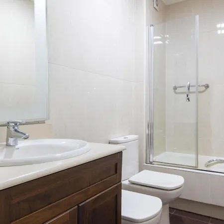 아파트 Apartamento En El Corazon De Vigo: 3 Habitaciones, Cocina Equipada, Smart Tv Y Estacionamiento Gratuito - Es-210-3 비고