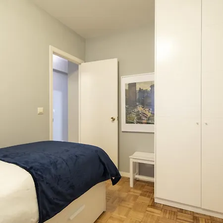 Apartamento En El Corazon De Vigo: 3 Habitaciones, Cocina Equipada, Smart Tv Y Estacionamiento Gratuito - Es-210-3 아파트 *